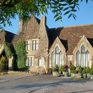 Schoolhouse Restaurant And Hotel